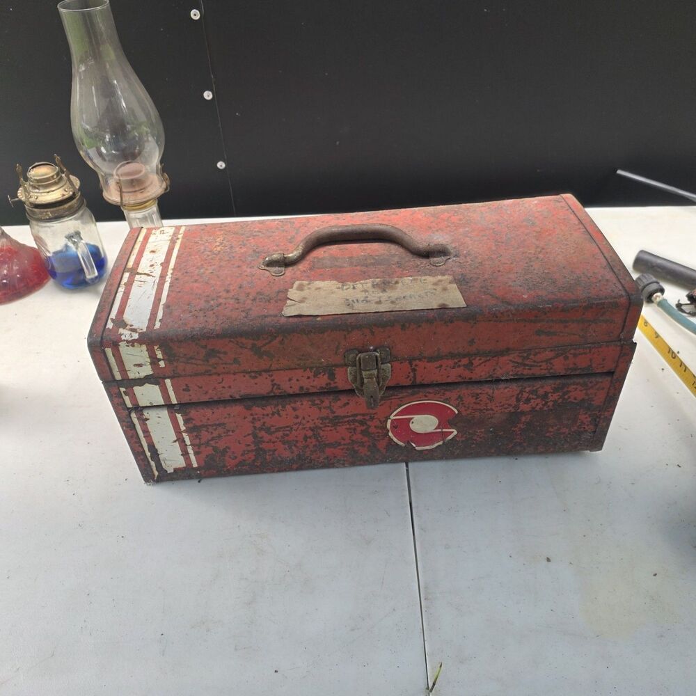 Vintage Red/White Painted Metal Tool Box Lockable w/ Handle 20x6x6 EMPTY